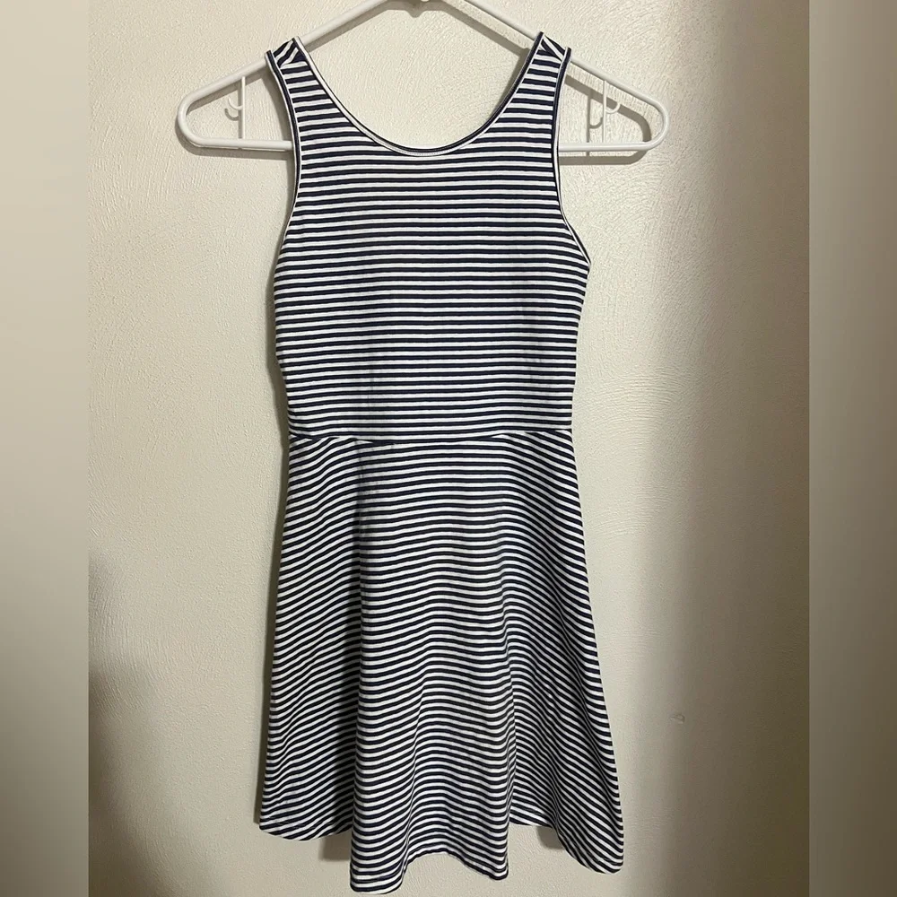OLD NAVY Classic Striped Casual Summer Swing Dress Blue White Girls Size L 10/12